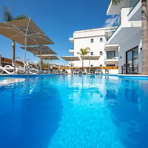 Hotell Absolute, Ksamil