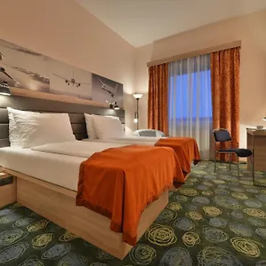 **** Hotel Ramada Airport Repubblica Ceca
